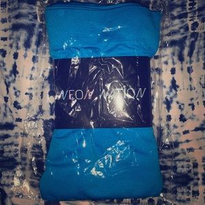 Neon Nation Leggings in electric blue